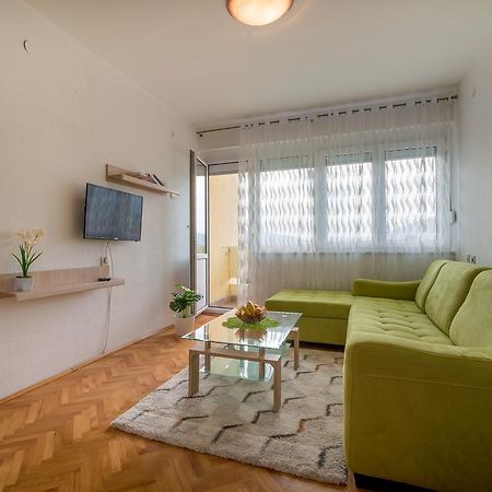 Apartman Andjela Tivat Bagian luar foto