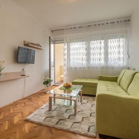 Apartman Andjela Tivat Bagian luar foto